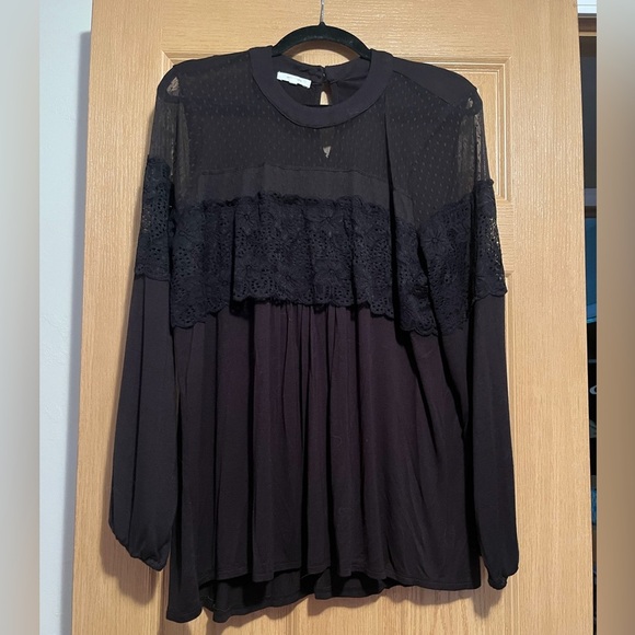 Maurice’s Black multi layer blouse - Picture 2 of 10